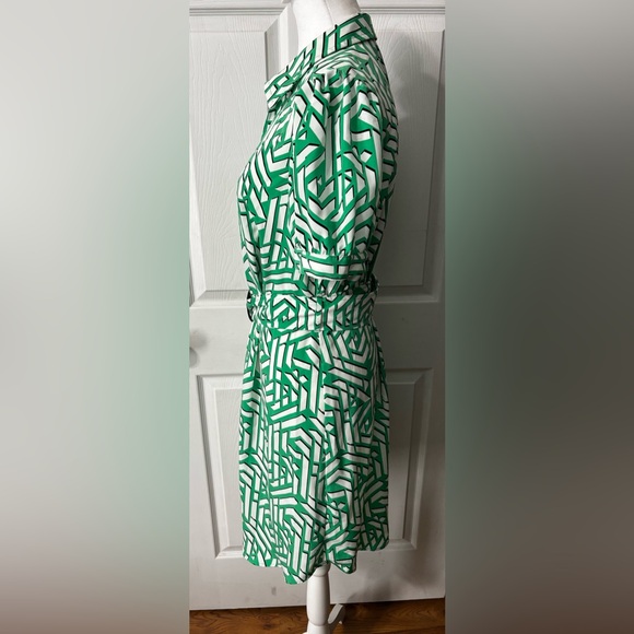 Karl Lagerfeld Paris Green White V-Neck Print Belted Shirt Dress Size 12 - Picture 6 of 12